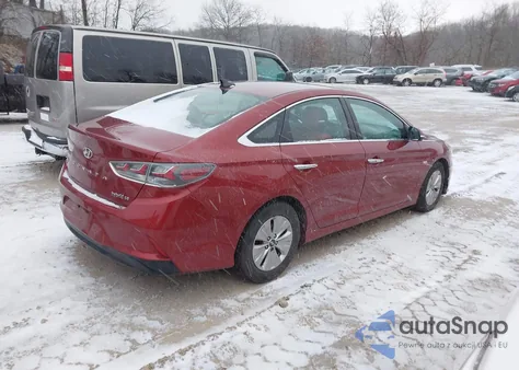 2018 Hyundai Sonata Hybrid Se from USA, damaged, VIN KMHE24L32JA079515